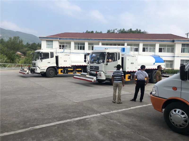 東風(fēng)天錦高壓清洗車（8-10方）