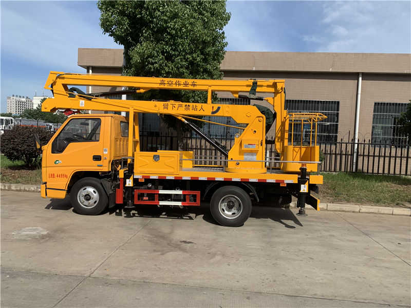 江鈴新款藍牌高空作業(yè)車（國六12米）